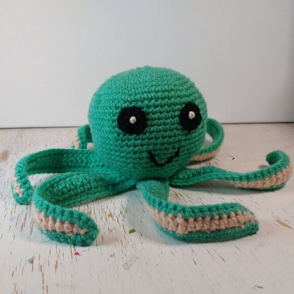 Happy Octopus Handmade Animal Gift Idea for Anyone Cute Crochet Fun - Picture 3 of 7